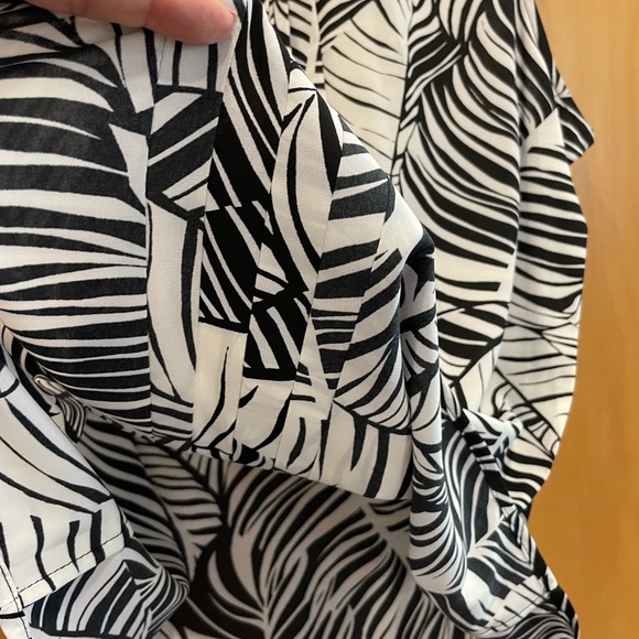 NEW Suit Blouse - Calvin Klein - Picture 10 of 13